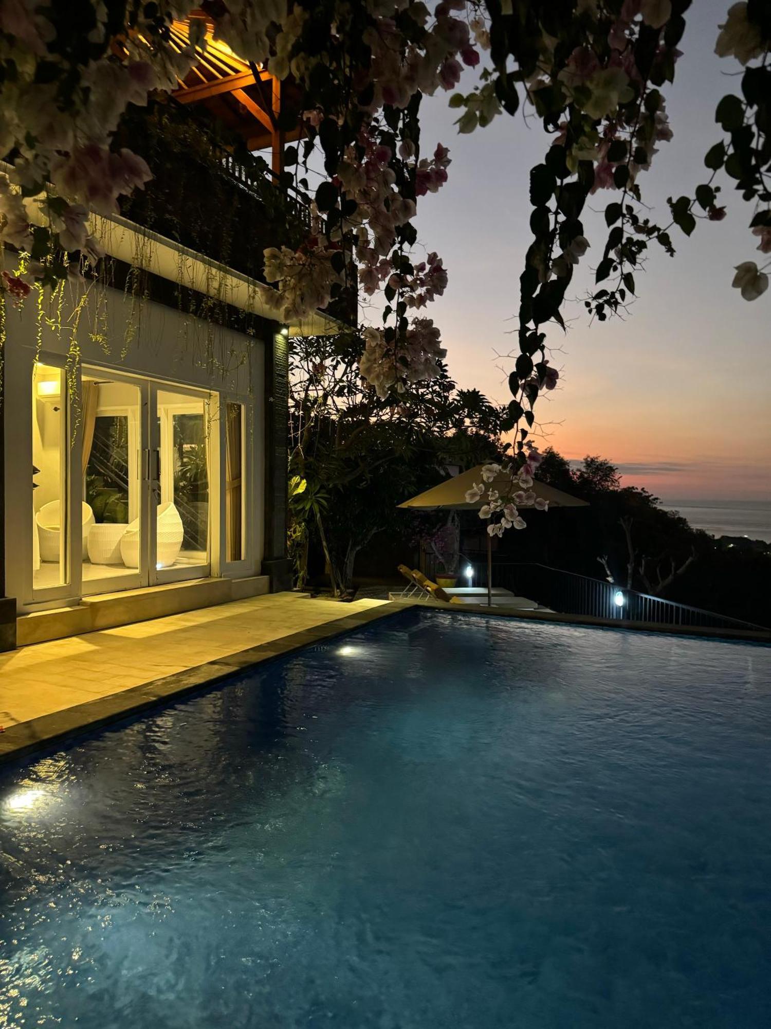 Villa Bukit Sing Sing ซีงาราจา ภายนอก รูปภาพ