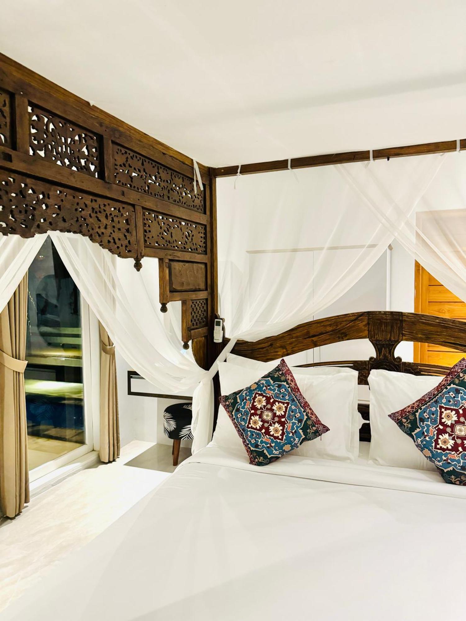 Villa Bukit Sing Sing ซีงาราจา ภายนอก รูปภาพ